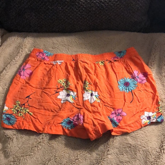 LAST CHANCE 🎉4 for $20 💄 a.n.a lounge shorts, size large - Picture 4 of 5
